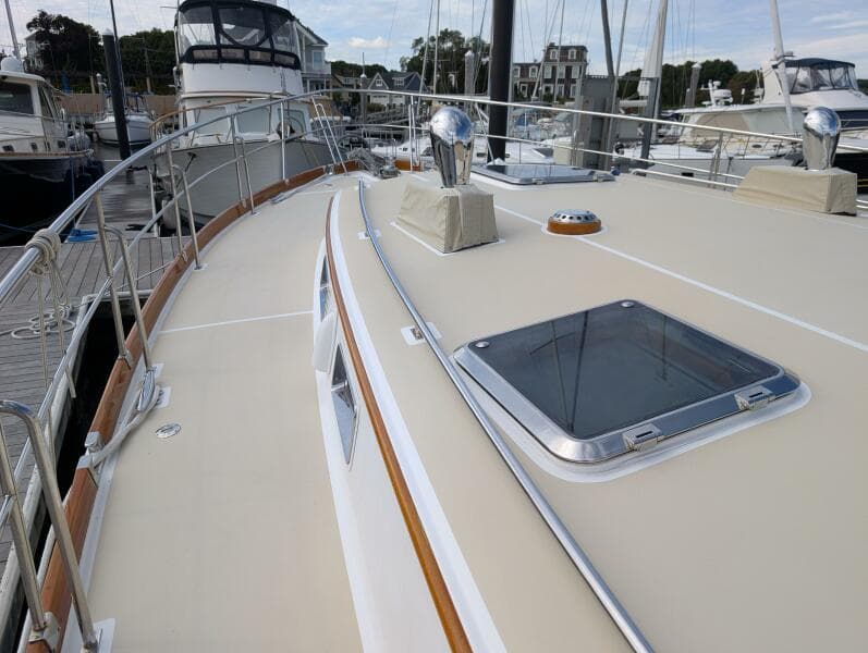 2006 Grand Banks 