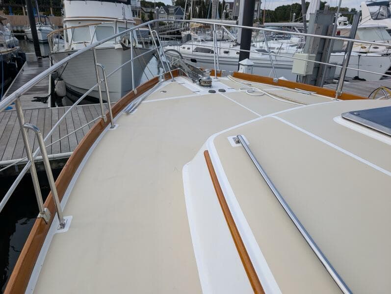 2006 Grand Banks 