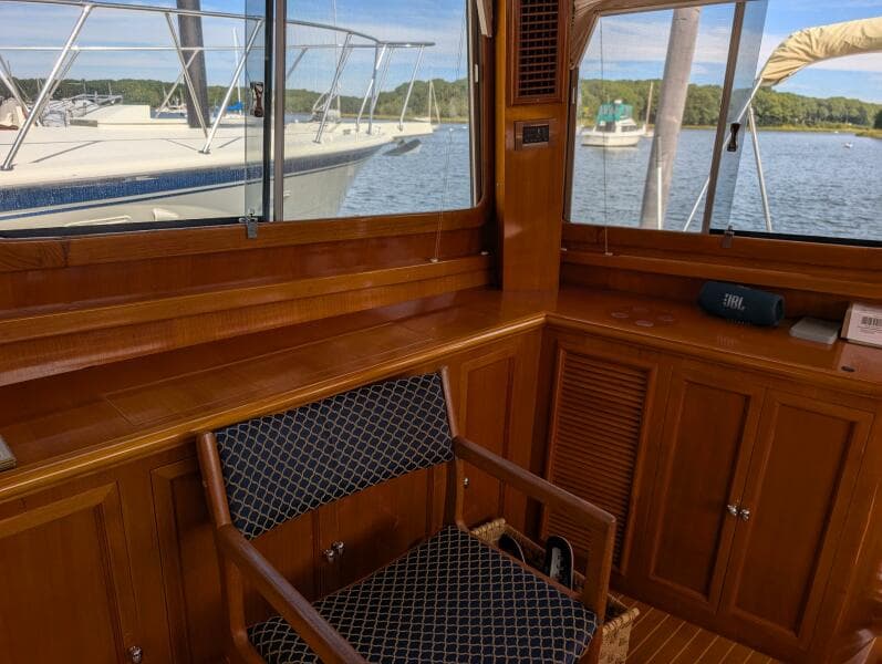 2006 Grand Banks 