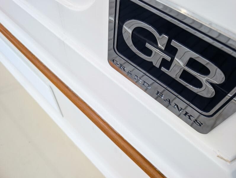 2006 Grand Banks 