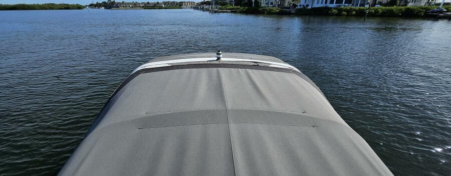2010 Regal 2700