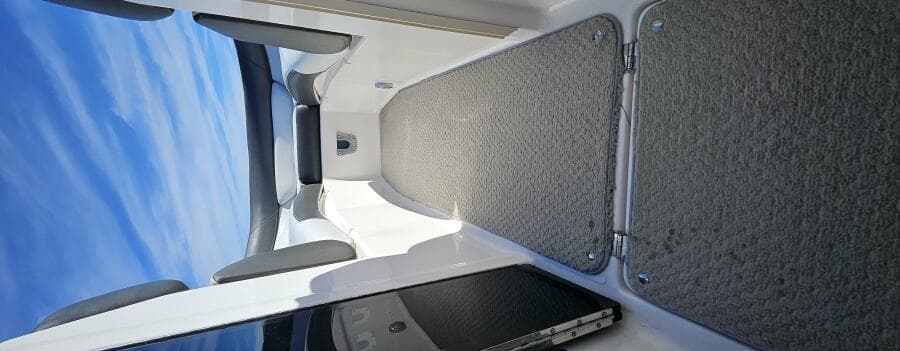 2010 Regal 2700