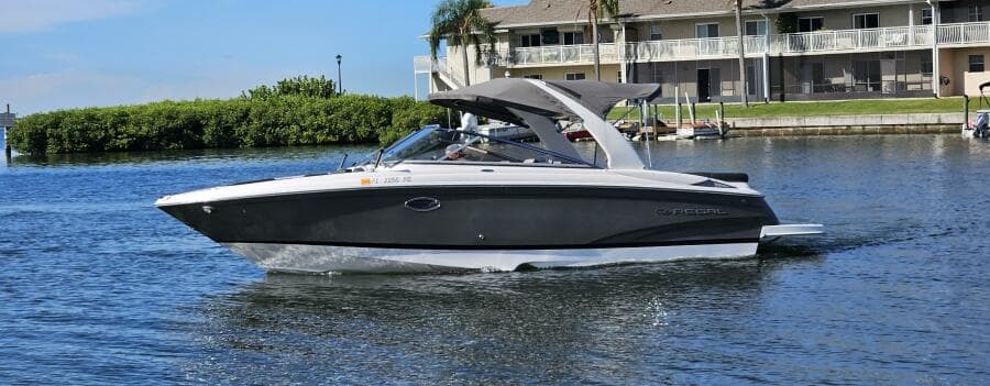 2010 Regal 2700