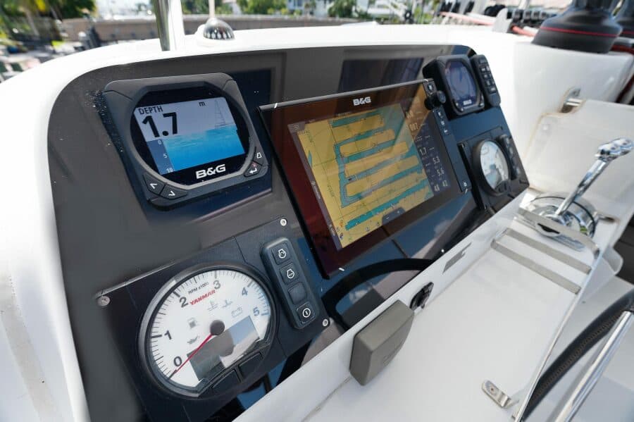 2017-lagoon-42-sail-9886474-20250729063019453-1.jpg