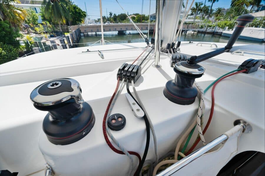 2017-lagoon-42-sail-9886474-20250729063021304-1.jpg