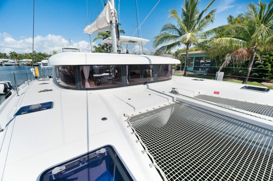 2017-lagoon-42-sail-9886474-20250729063032534-1.jpg