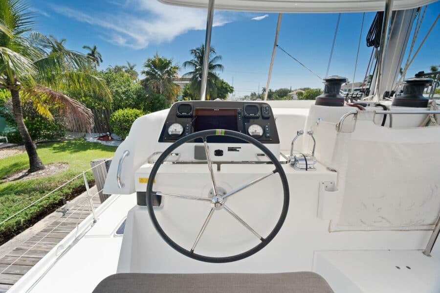 2017-lagoon-42-sail-9886474-20250729063013128-1.jpg