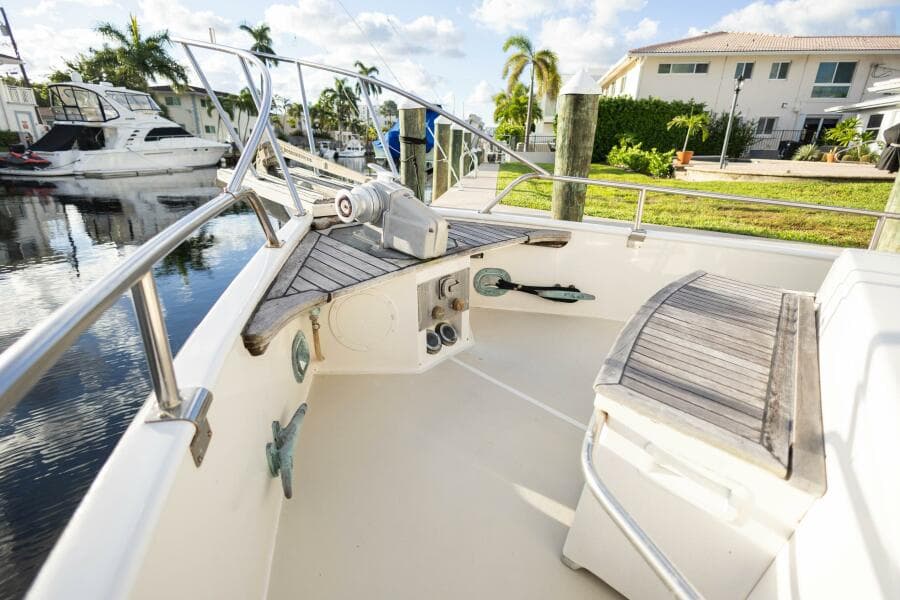 1985 Grand Banks Classic