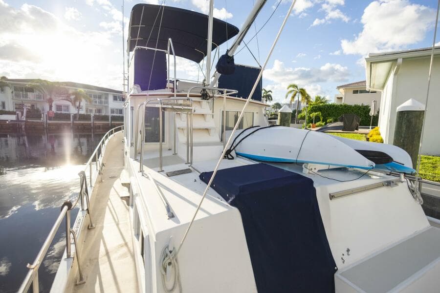 1985 Grand Banks Classic