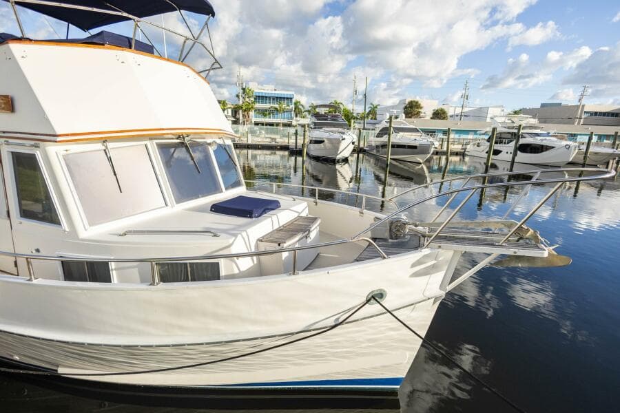 1985 Grand Banks Classic