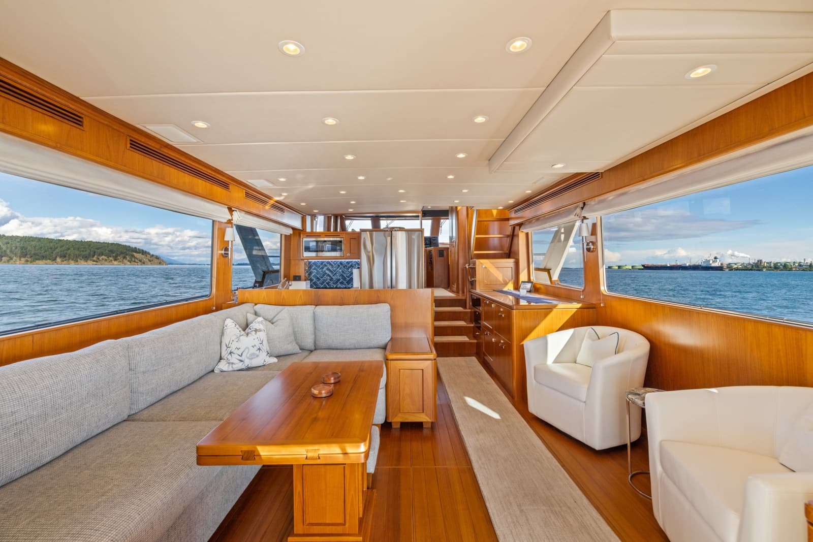 2023 Offshore Yachts ELV