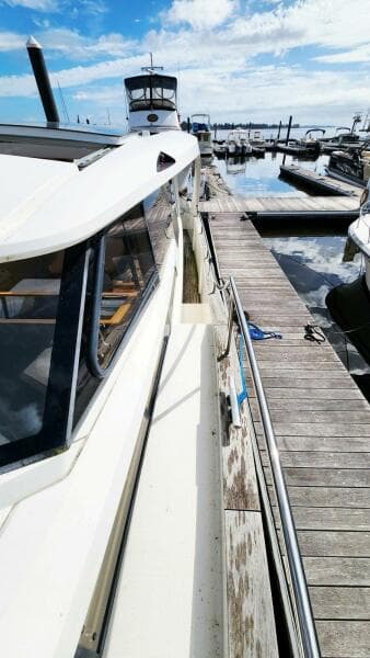 13 Exterior