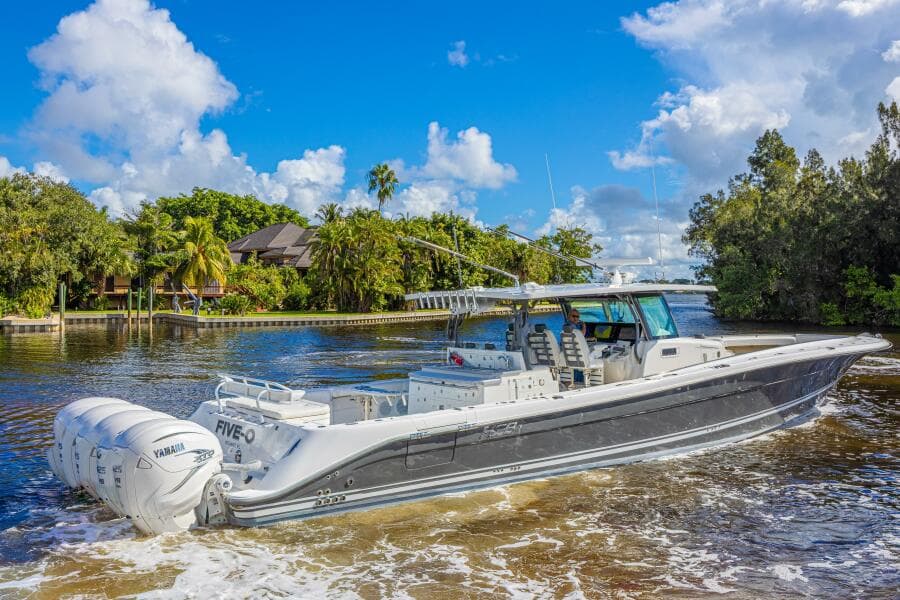 2019 HCB 53 Suenos