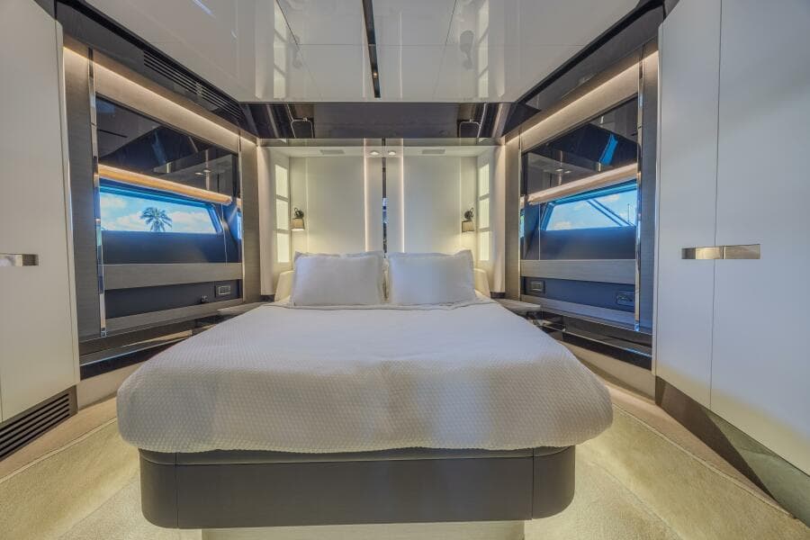 2023 Azimut S8