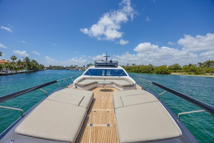 2023 Azimut S8