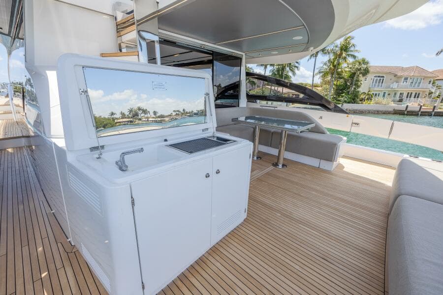 2023 Azimut S8