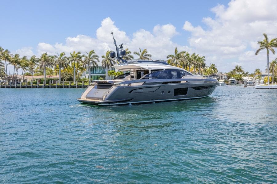 2023 Azimut S8