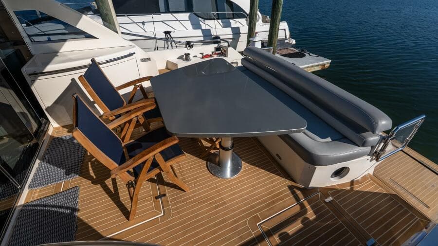 2011 Uniesse 55S