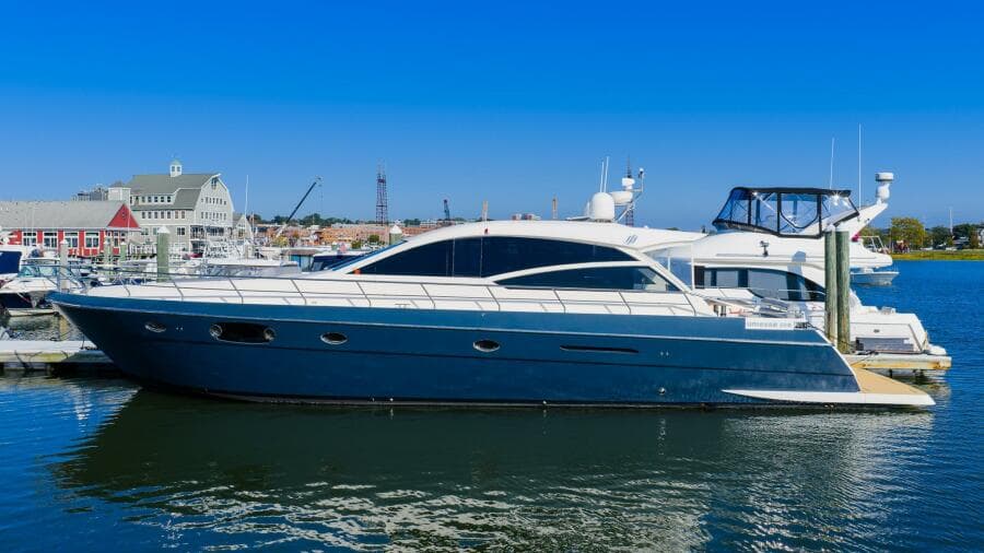 2011 Uniesse 55S