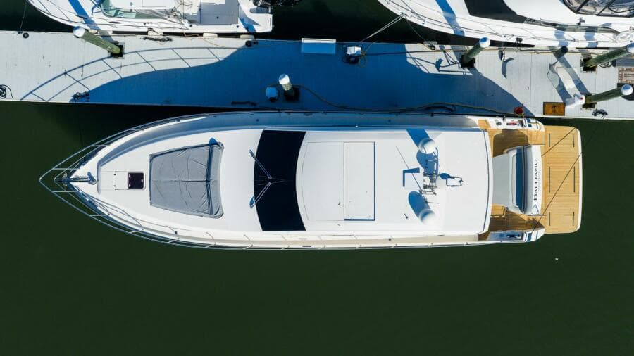 2011 Uniesse 55S