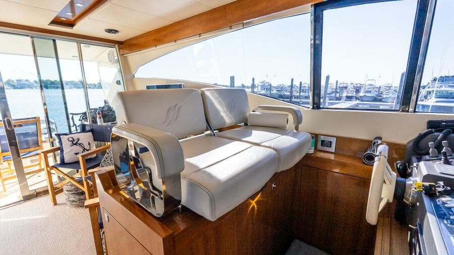 2011 Uniesse 55S