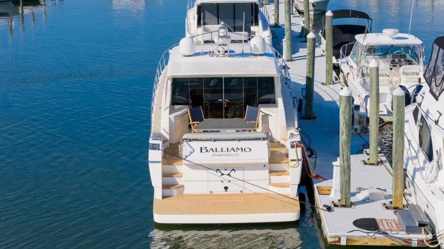 2011 Uniesse 55S