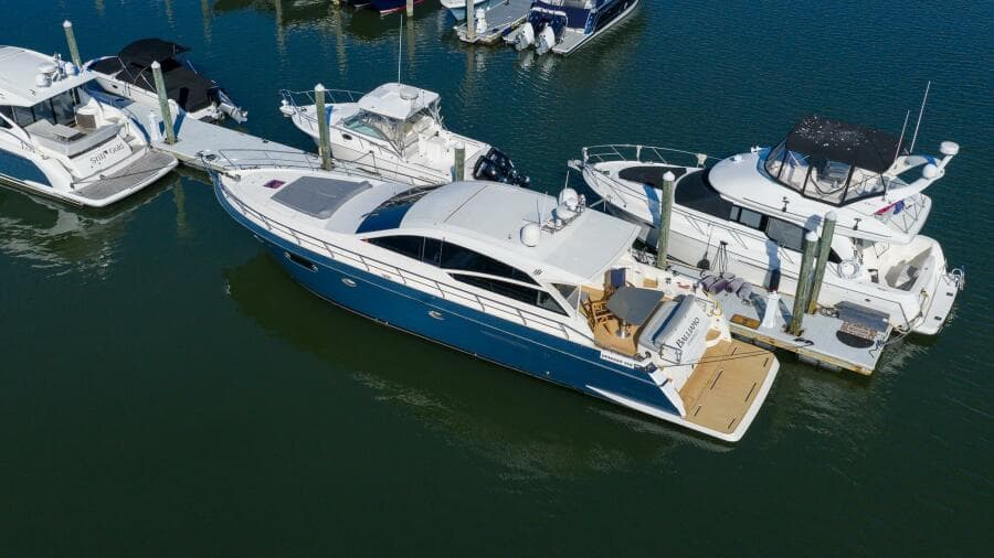 2011 Uniesse 55S