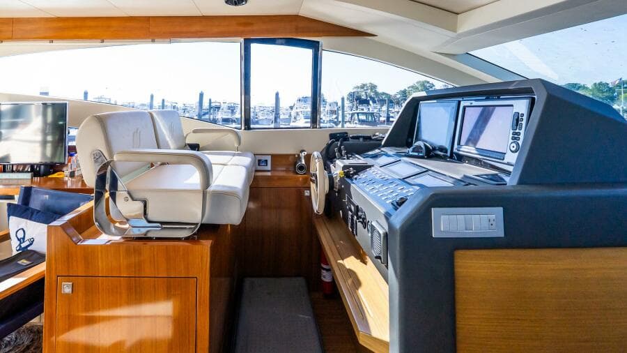 2011 Uniesse 55S