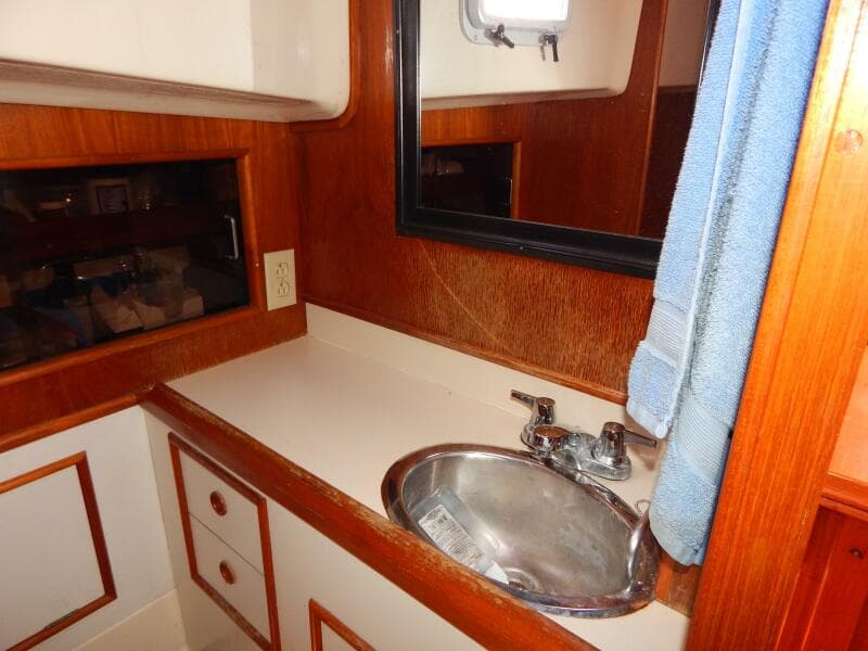 1989 Nonsuch Ultra