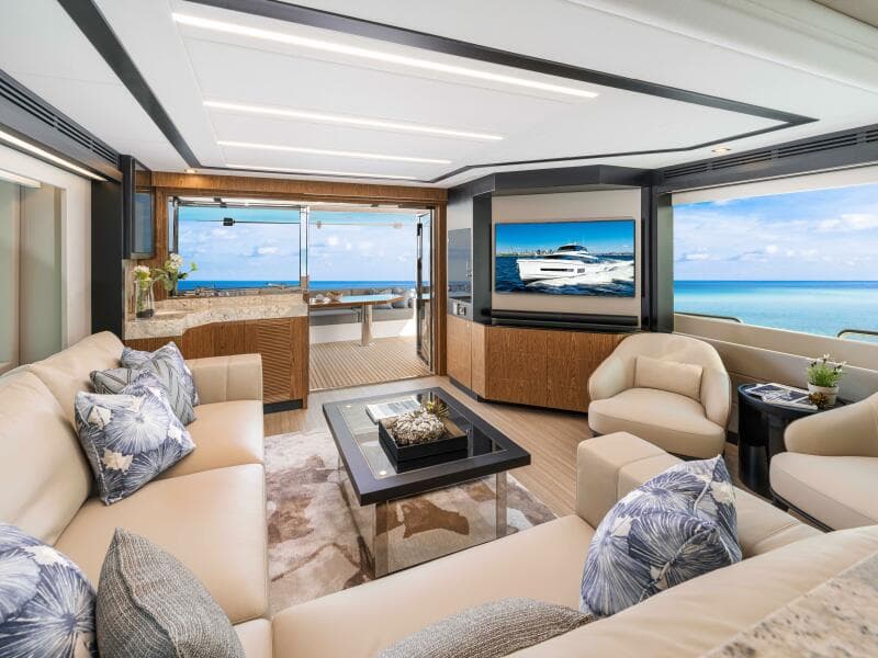 Horizon V68 Hull 12