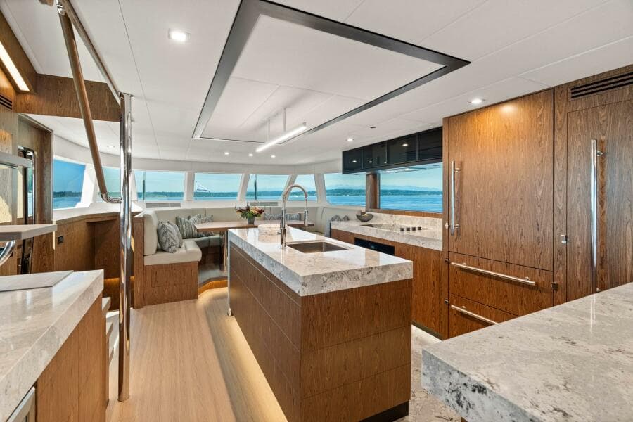 Horizon V68 Hull 12