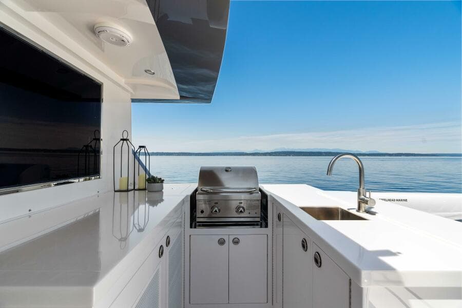 Horizon V68 Hull 12