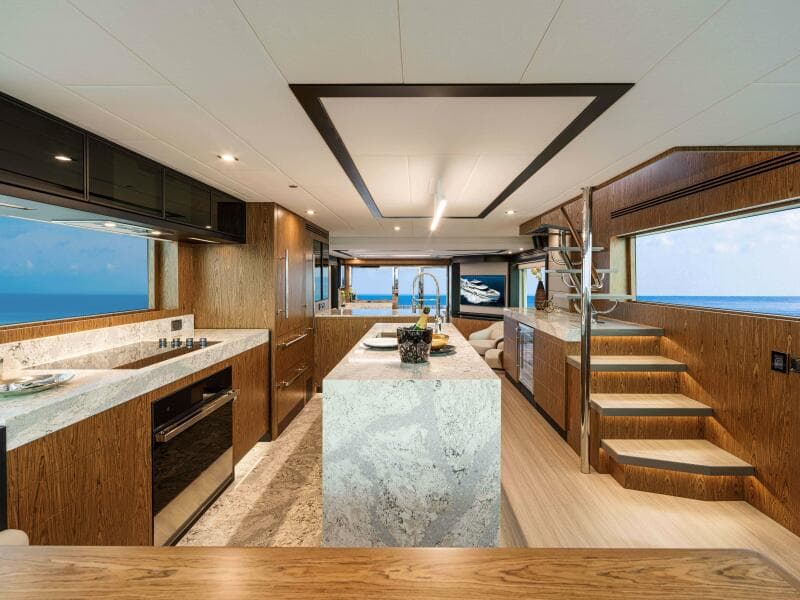 Horizon V68 Hull 12