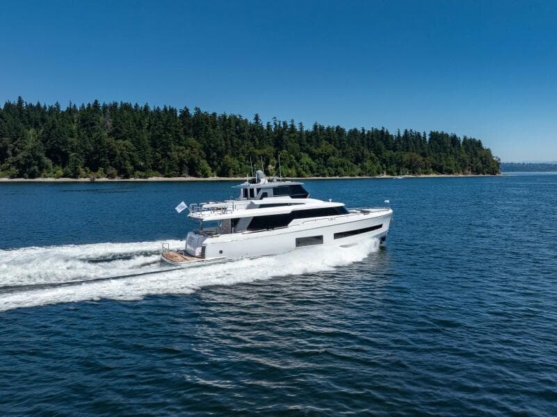 Horizon V68 Hull 12