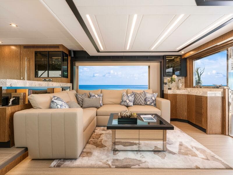 Horizon V68 Hull 12