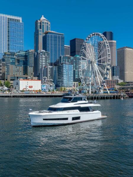 Horizon V68 Hull 12
