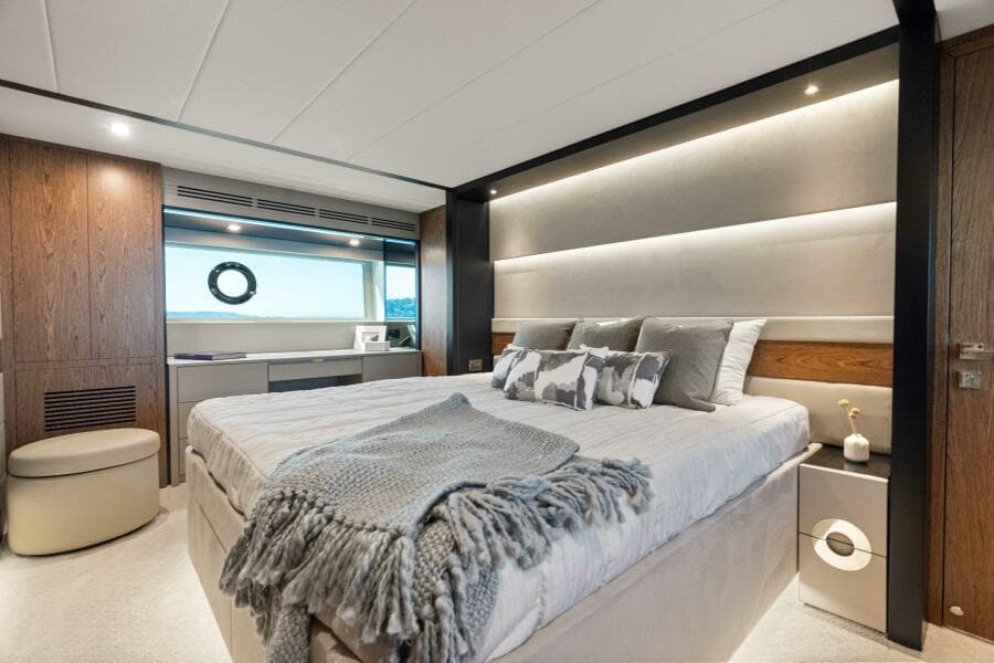 Horizon V68 Hull 12