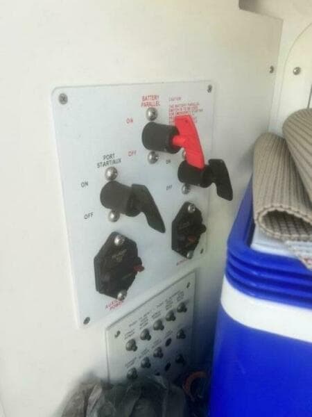 Battery Switches