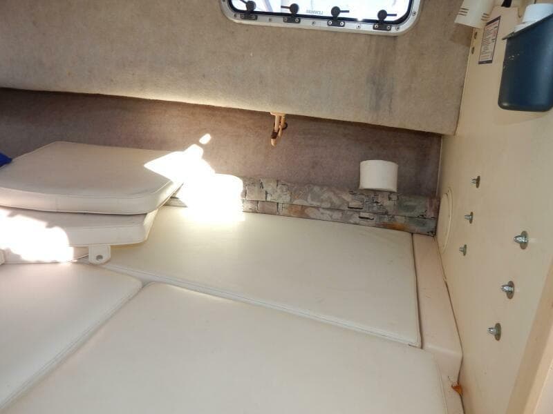 1997 Grady-White 208 Adventure