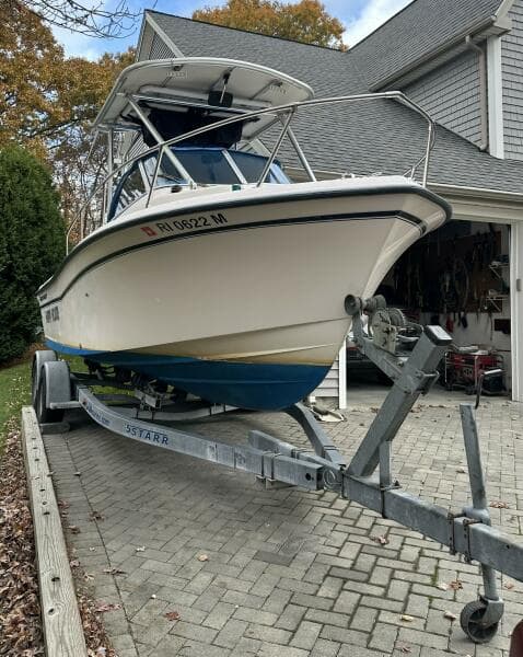 1997 Grady-White 208 Adventure