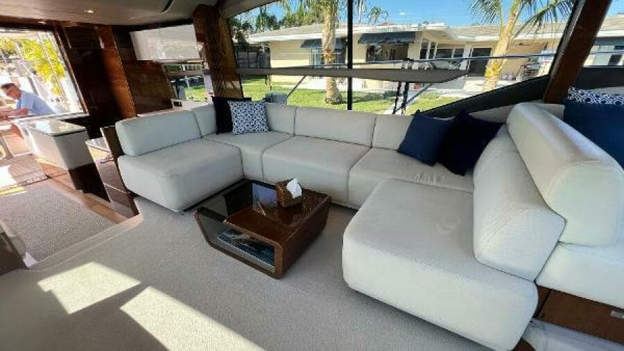 2019 Princess F62