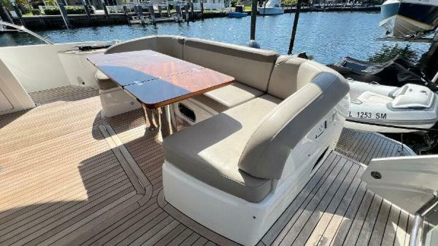 2019 Princess F62
