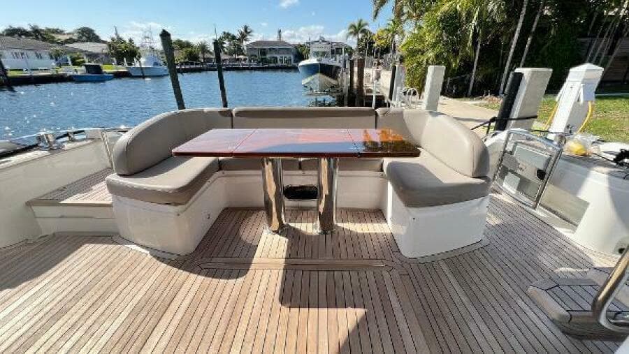2019 Princess F62