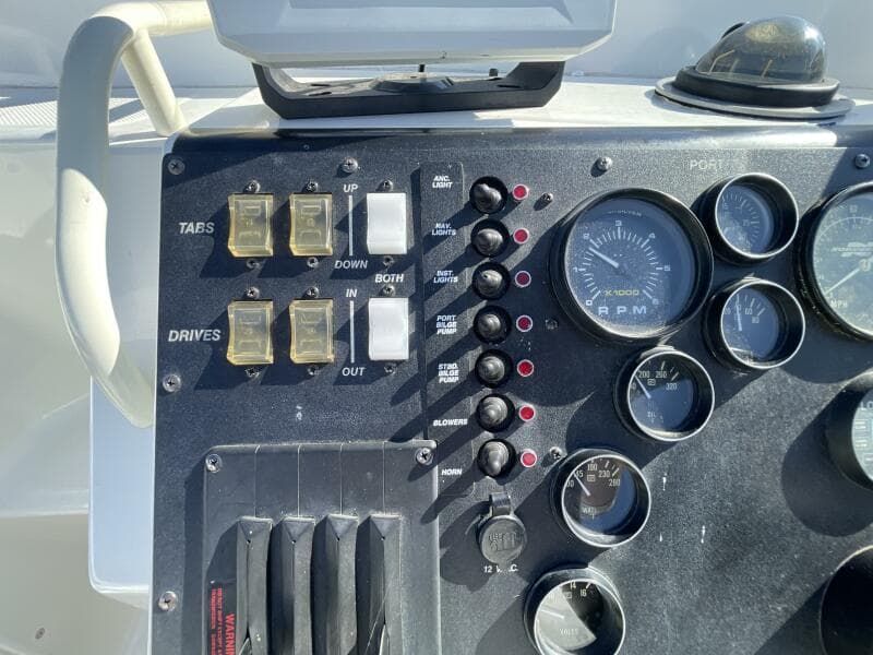 1993 Fountain 38 Sport Cruiser