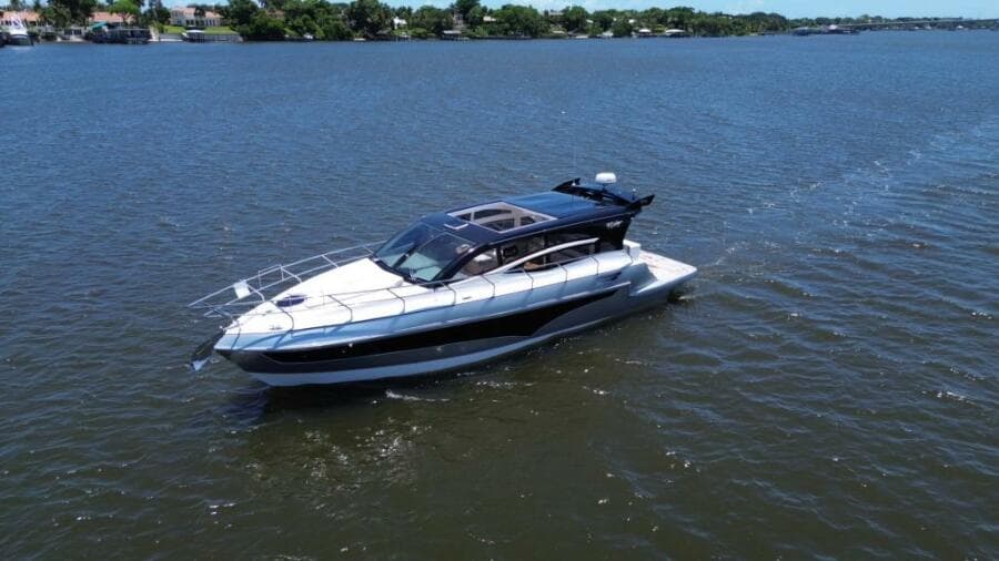 2025 Real 40 HT Luxury