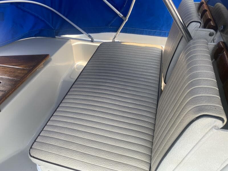1981 Boston Whaler 17 Montauk