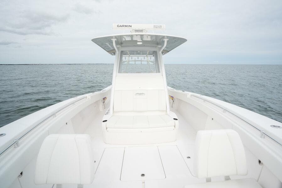 2020 Invincible 39 Open