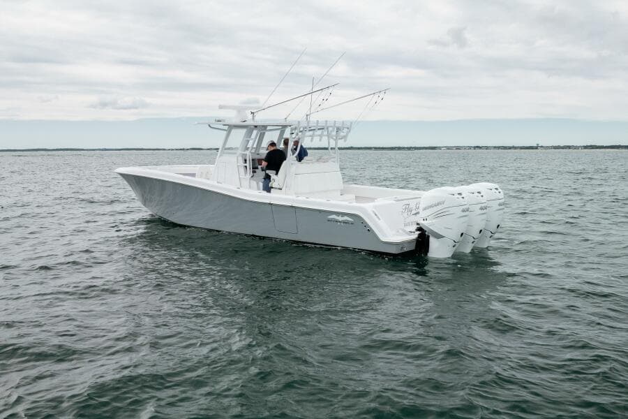 2020 Invincible 39 Open
