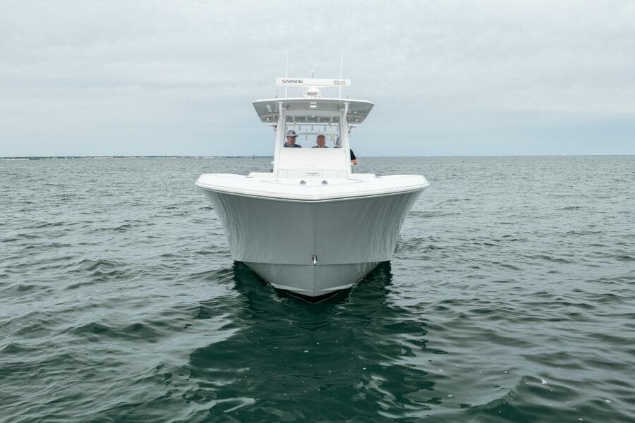 2020 Invincible 39 Open