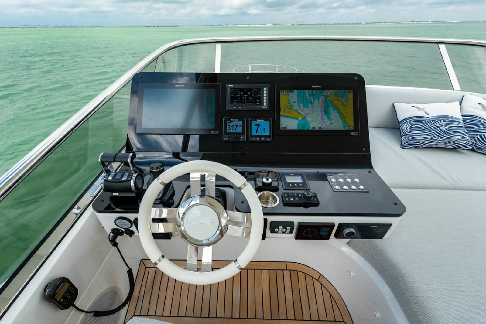 2022 Azimut 55 FLY